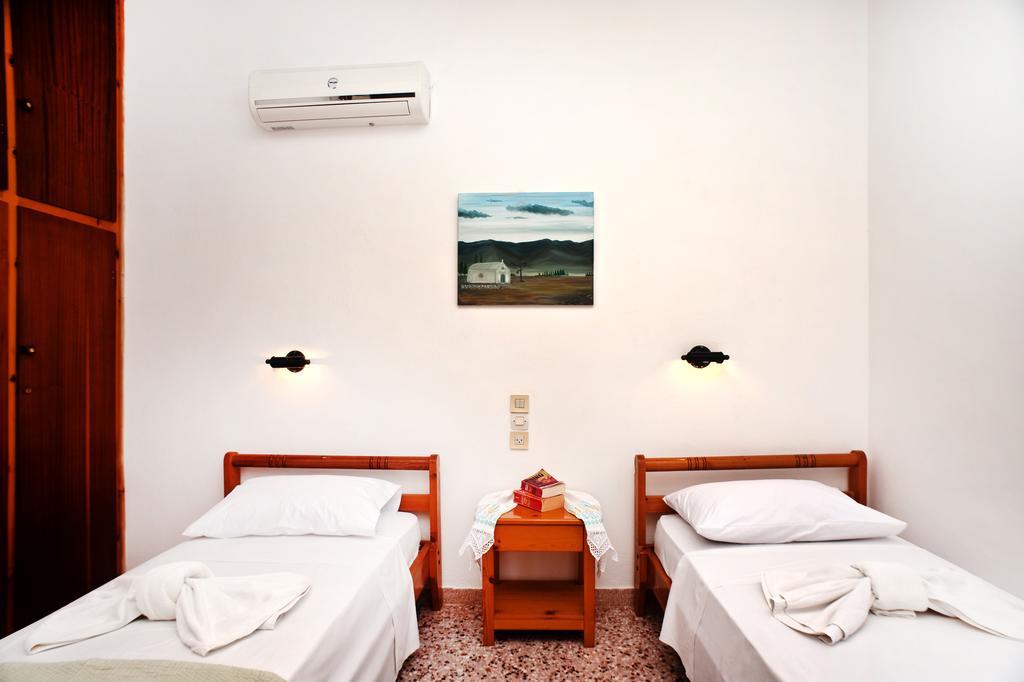 Dolphin Apartments فراكوكاستيلو المظهر الخارجي الصورة